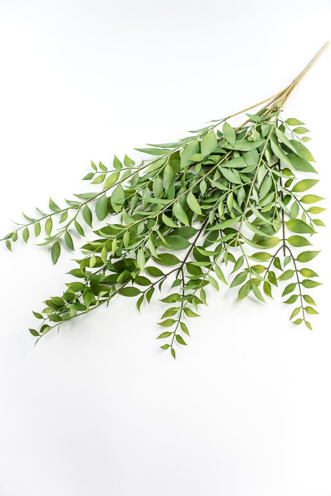 plastic greenery plants Green , Artificial Smilax Leaves Bush