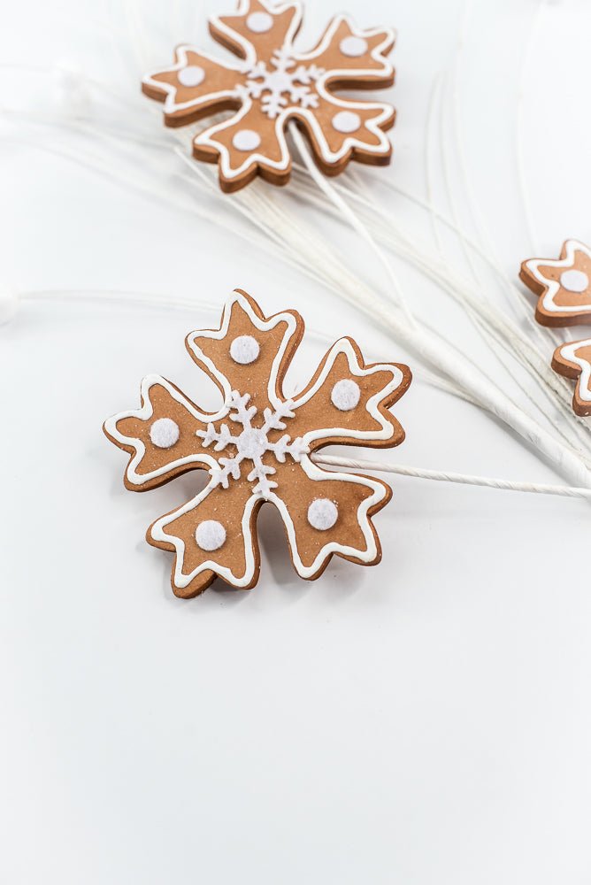 28" Gingerbread Snowflake Spray - Greenery Market86450BN