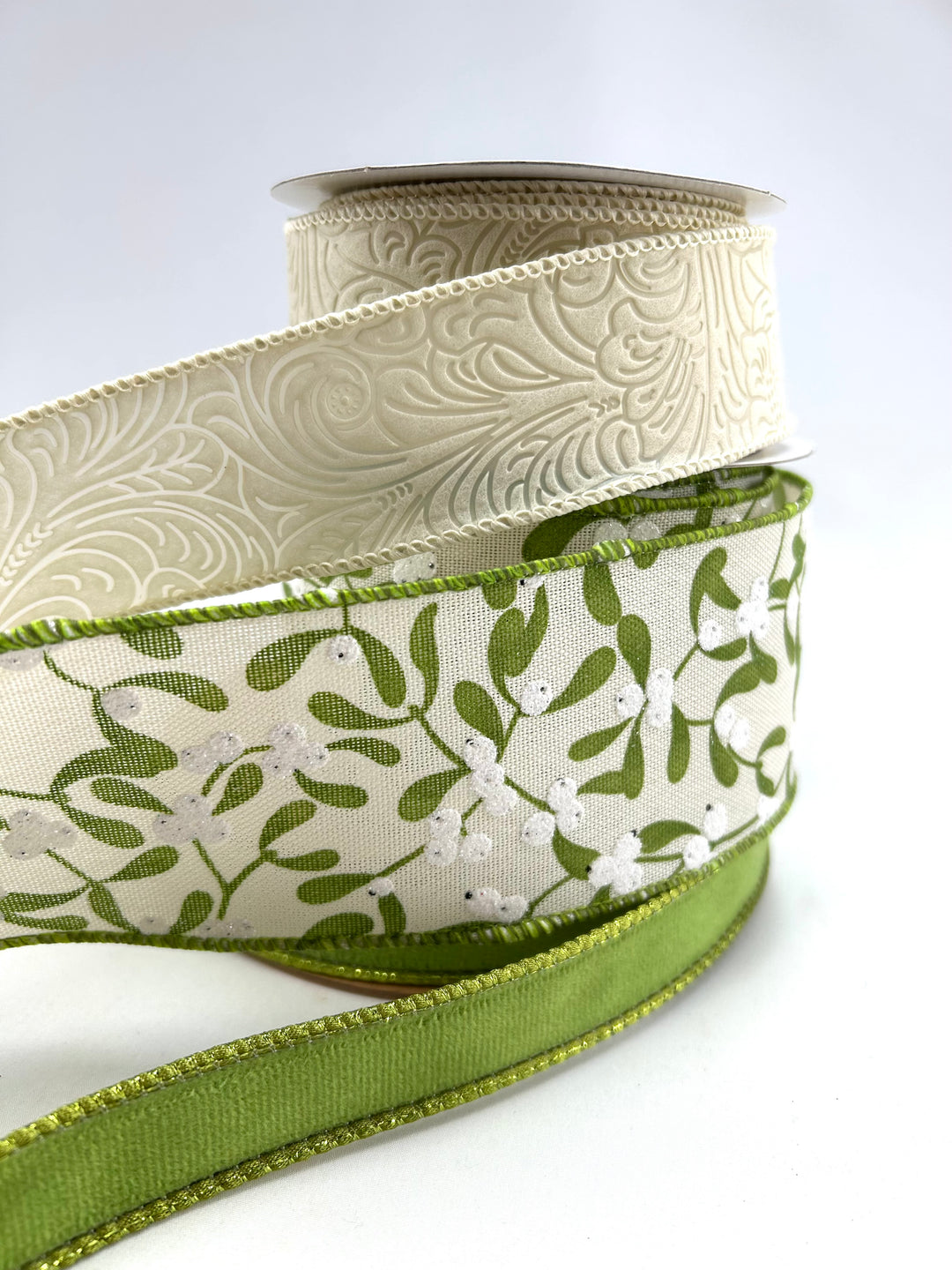 Cream And Velvet Mistletoe Bow Bundle x 3 Ribbons