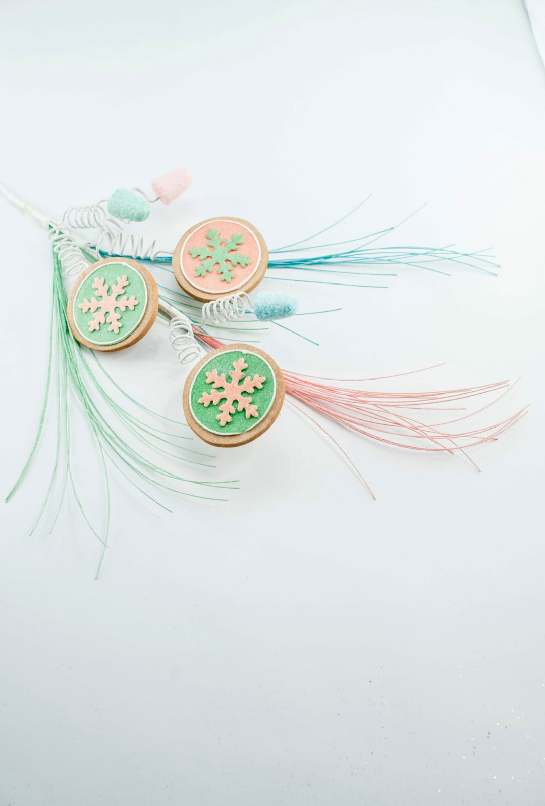 Pastel cookie and gumdrop spray