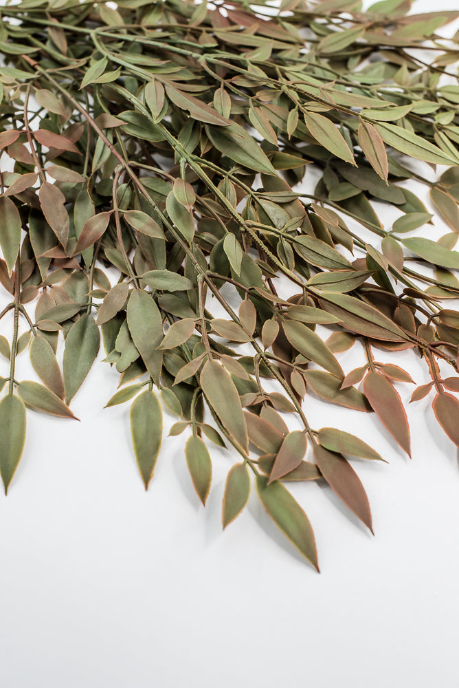 22" Plastic Leaf Bush