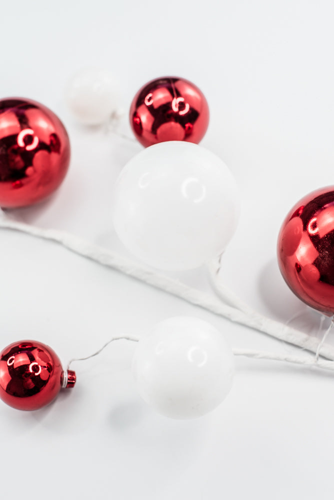 White And Red Mercury Ball Spray