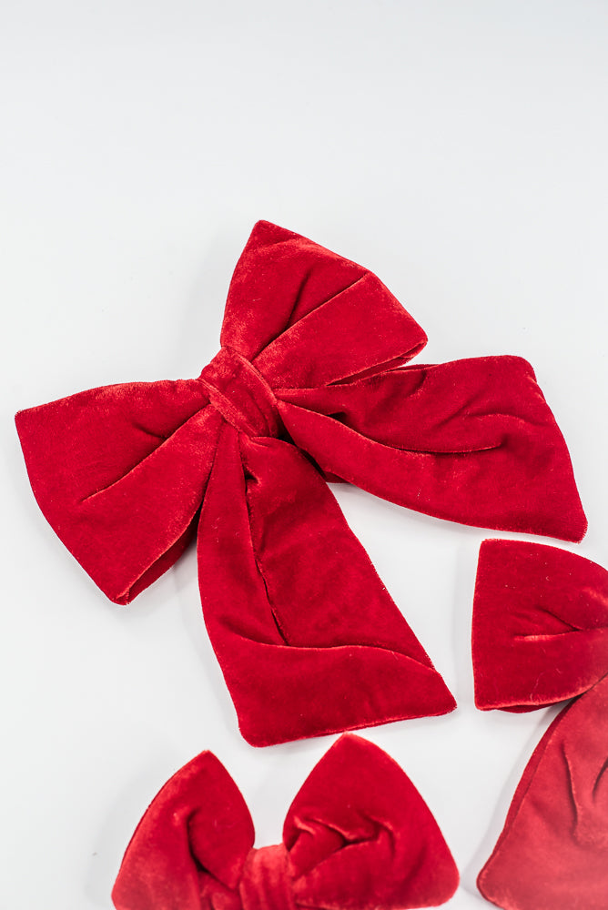 Set Of 3 Red Velvet Bow With Clip - 5"- 7"