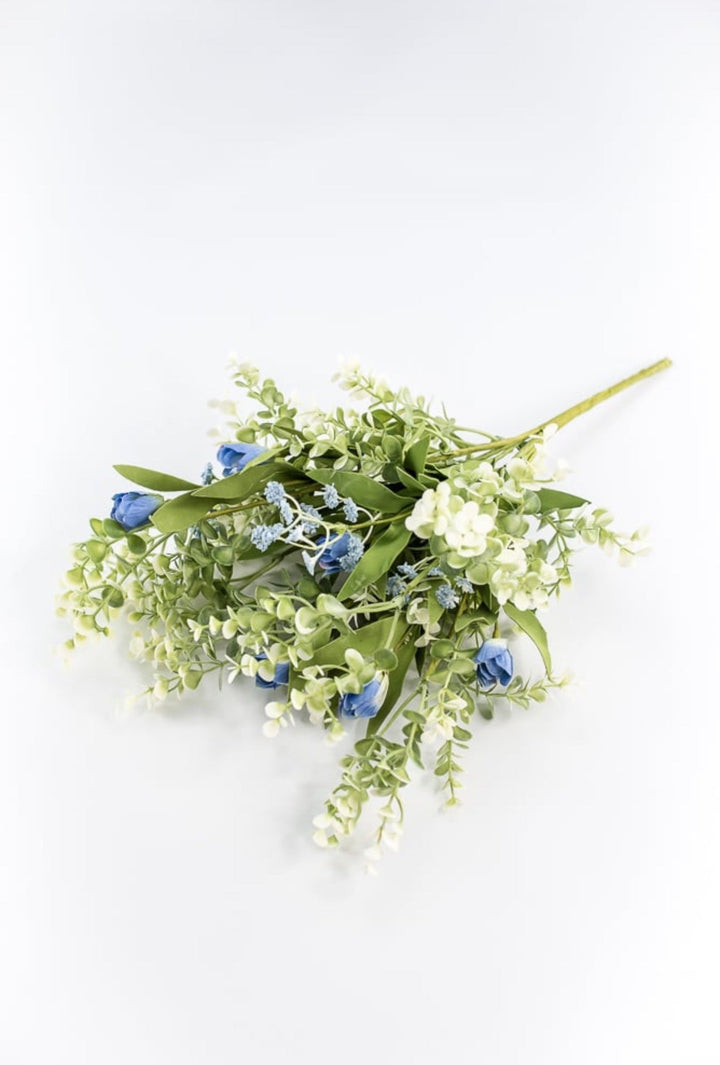 Artificial blue blossom and boxwood - Greenery MarketArtificial Flora64845-BL