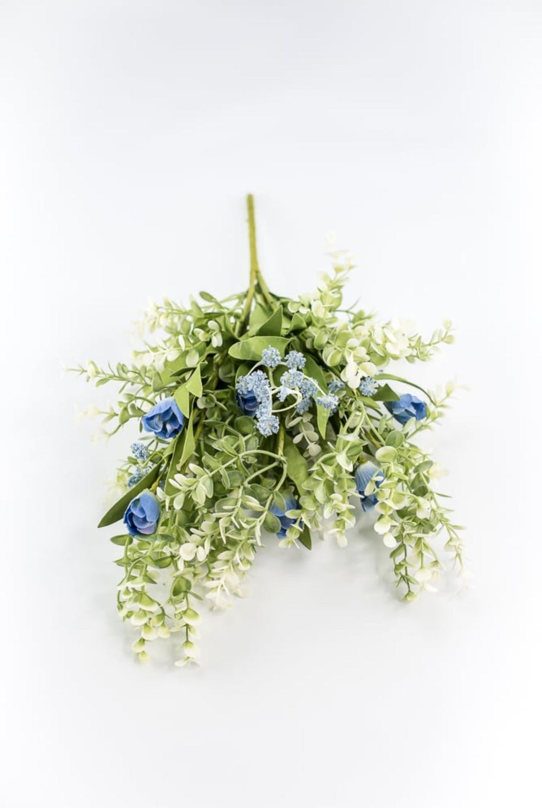 Artificial blue blossom and boxwood - Greenery MarketArtificial Flora64845-BL