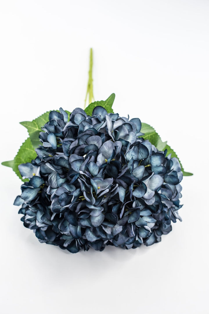 Artificial Blue Hydrangea Bush - 19" - Greenery MarketArtificial Flowers57465BL
