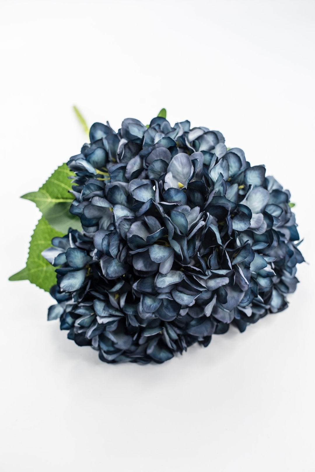 Artificial Blue Hydrangea Bush - 19" - Greenery MarketArtificial Flowers57465BL