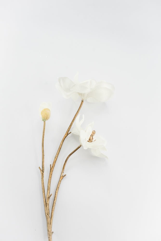 Artificial Cream Magnolia Spray - 30" - Greenery MarketArtificial Flora86909CM