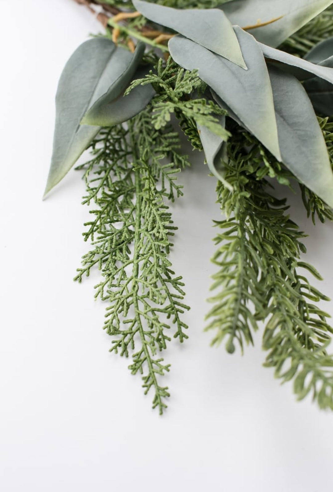 Artificial pine and eucalyptus greenery spray - Greenery MarketXp2210 - SG