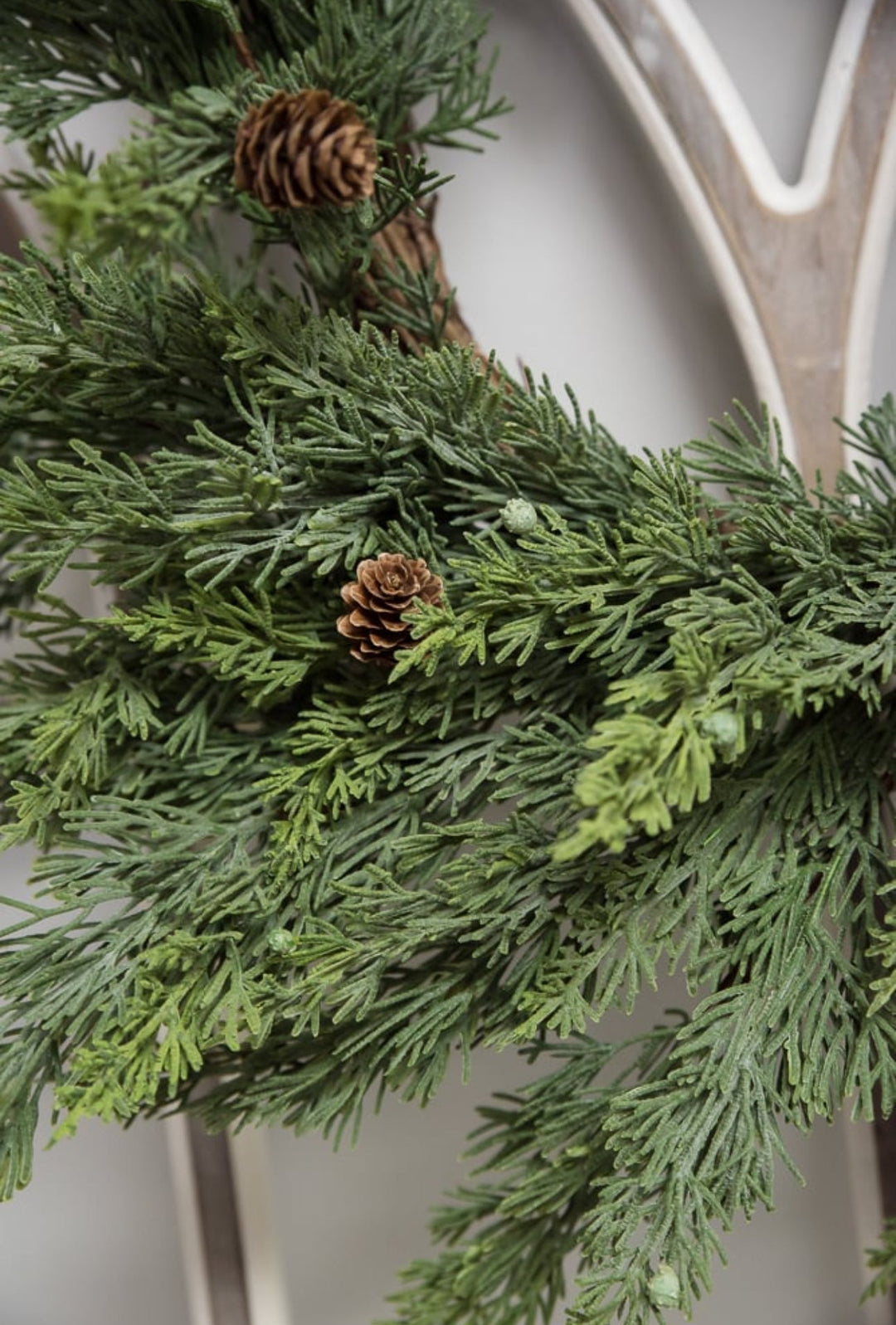 Artificial, washed cedar greenery wreath, 24” - Greenery Marketwreath base & containersXD452/24 - SG