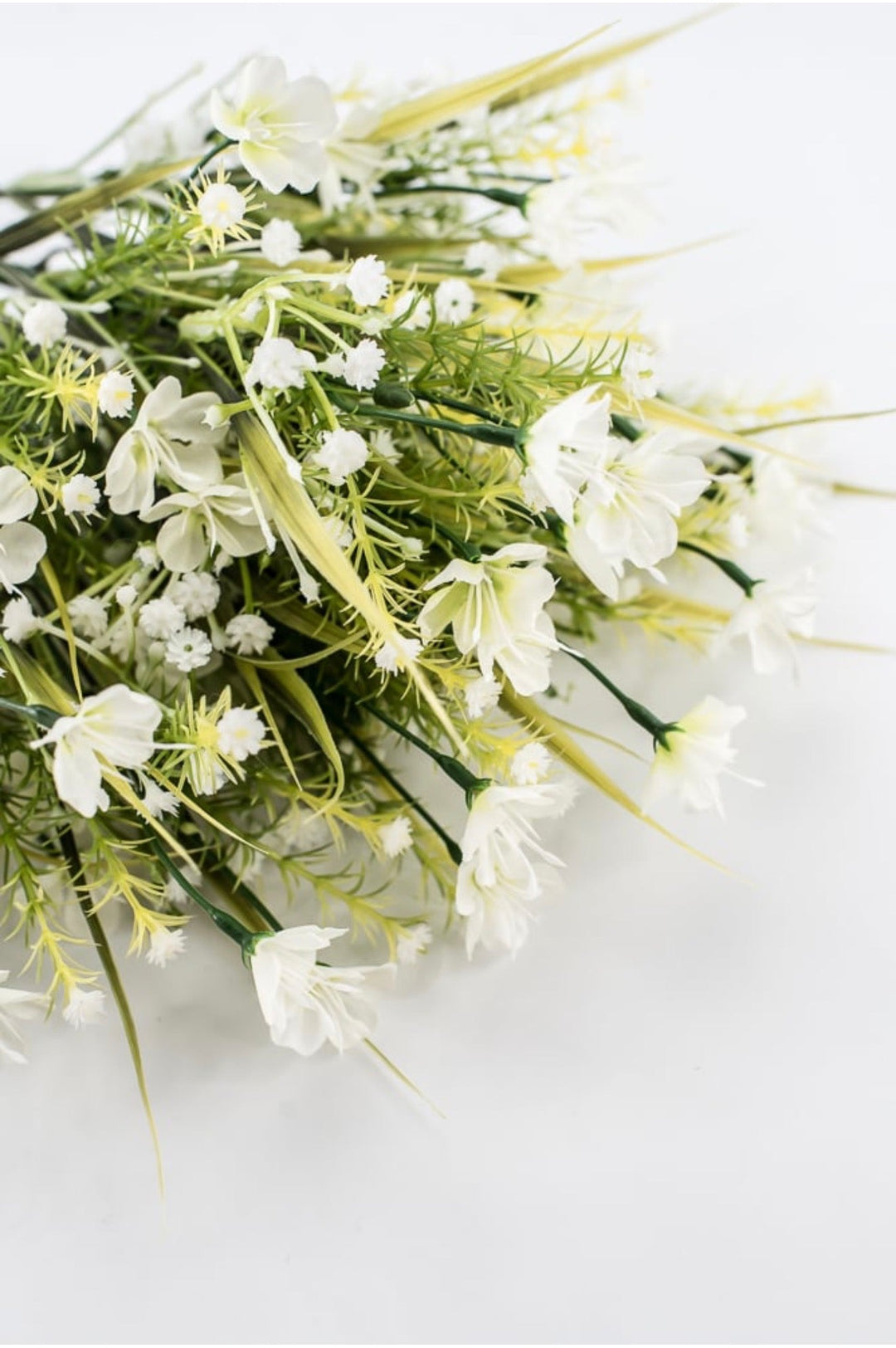 Artificial, white filler flower gypso star bush - Greenery Marketgreenery60157-CR
