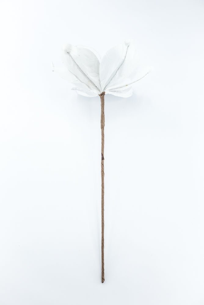 Artificial White Magnolia Spray - 18" - Greenery MarketArtificial FloraXF716-W
