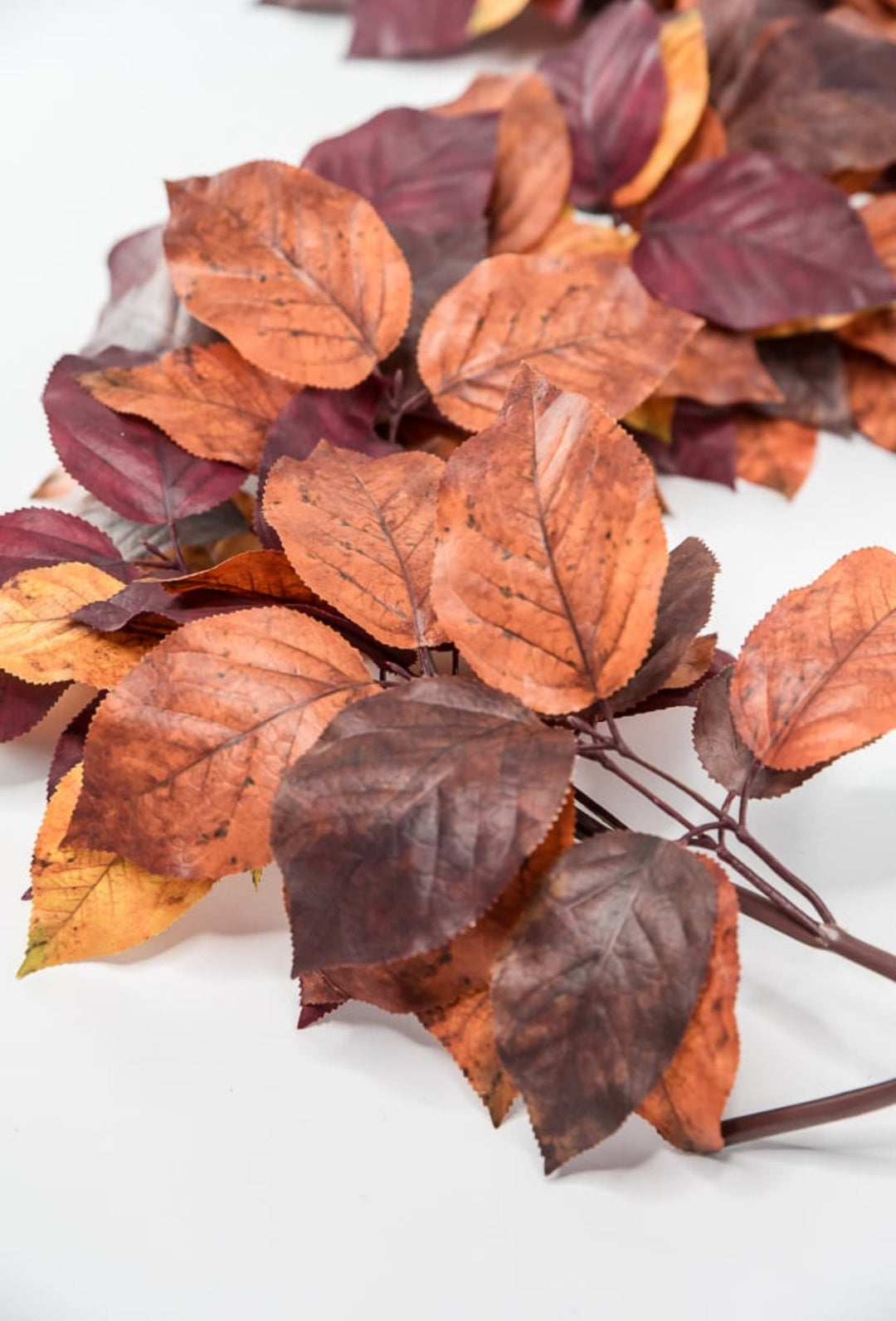 Autumn salal leaves garland - brown plum - Greenery Market2755123BR