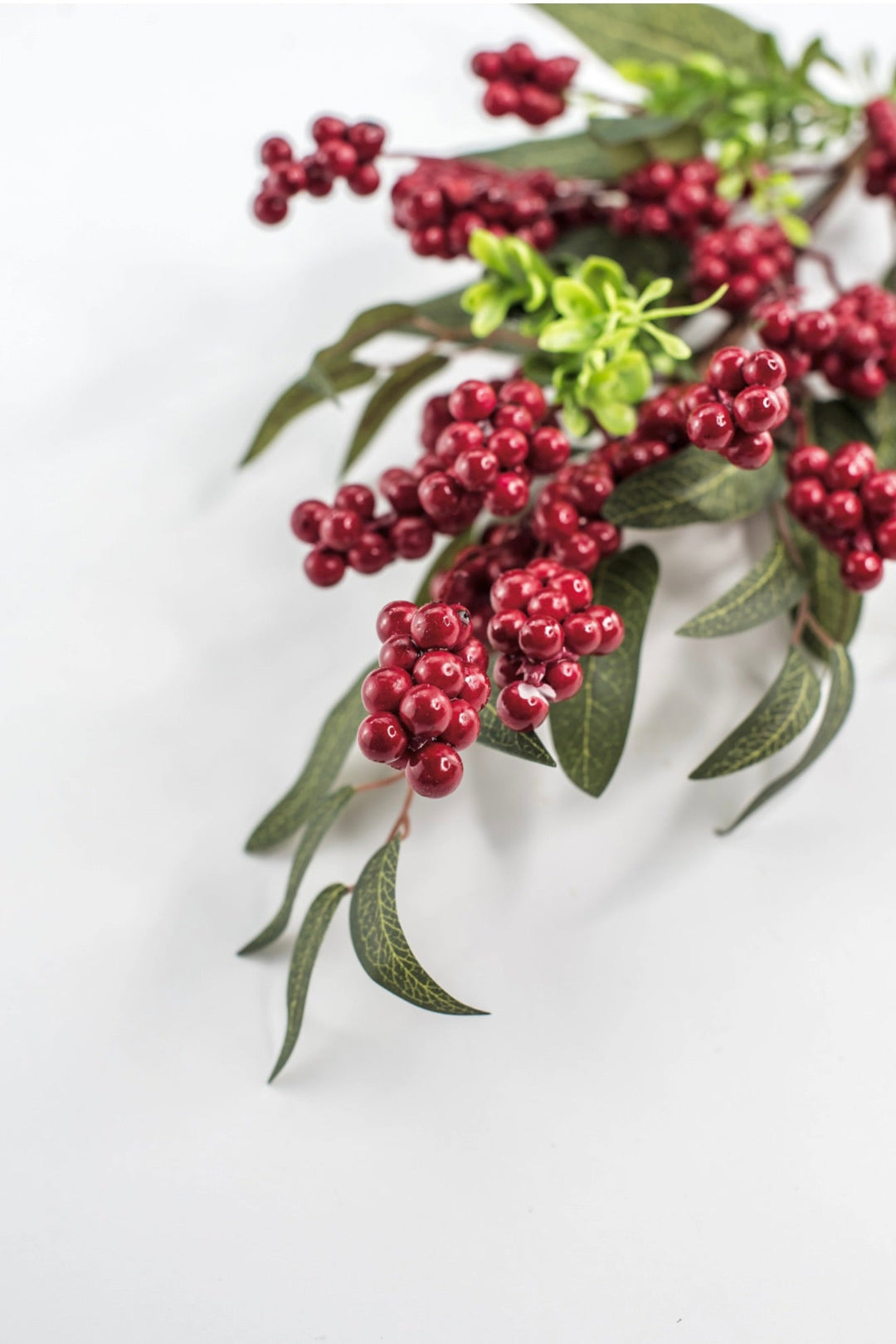 Berry & Mixed Leaves Spray - Greenery Market32069