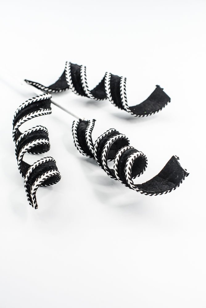 Black and White Curly Spray - Greenery Market86283BKWT