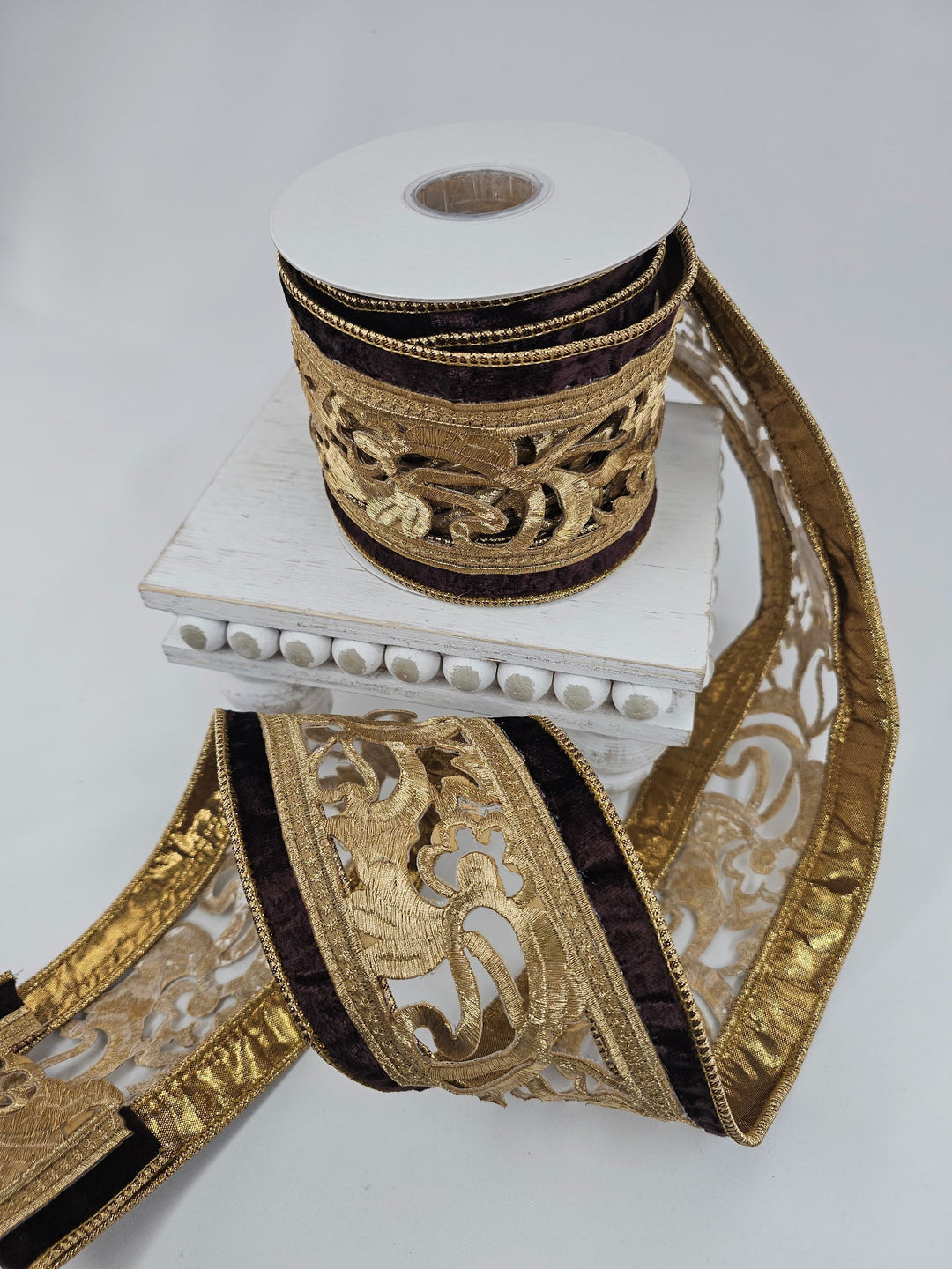 Brown Trim Velvet Cut - Out Ribbon - 4" - Greenery MarketXR594/4BN