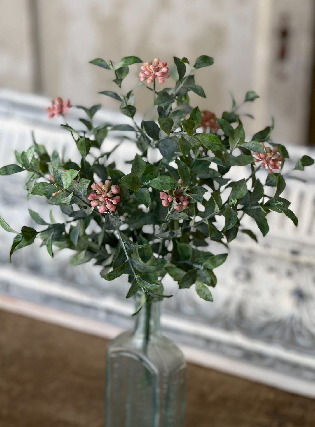 Bud green leaf bush with pink berries - Greenery MarketgreeneryRA5157