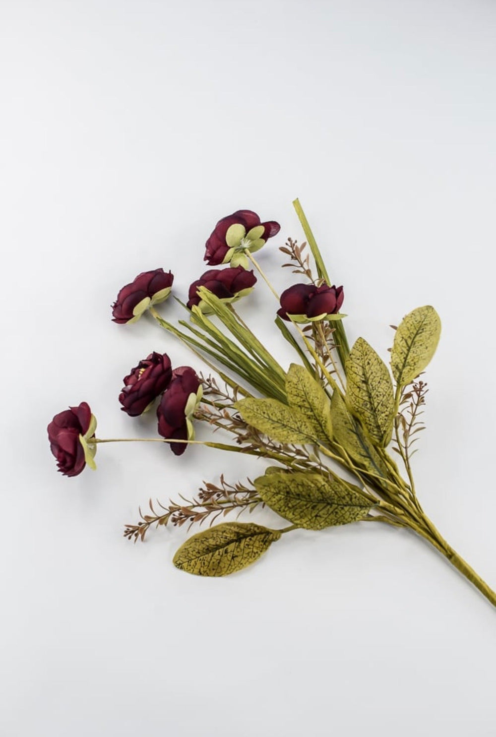 Burgundy Mixed Ranunculus Bush - Greenery Market40314-BG