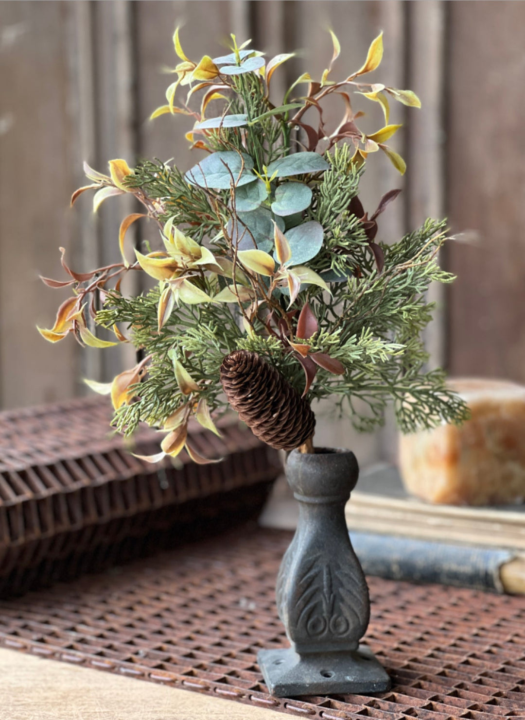 Cedar and mixed foliage pick - Greenery MarketgreeneryXVP4356