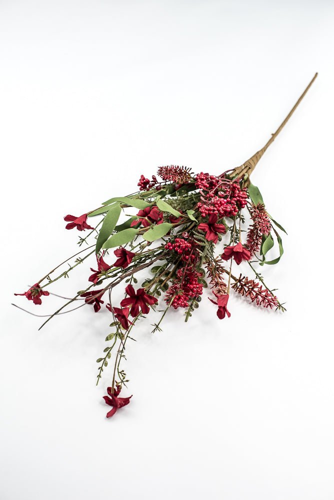 Christmas Fern and berry spray - red 63526 - Greenery MarketArtificial Flora63526 - RD