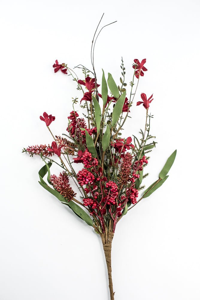 Christmas Fern and berry spray - red 63526 - Greenery MarketArtificial Flora63526 - RD