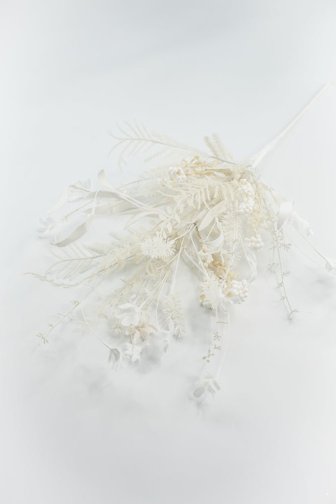 Christmas Fern and berry spray - white - 63526 - Greenery MarketArtificial Flora63526 - WT