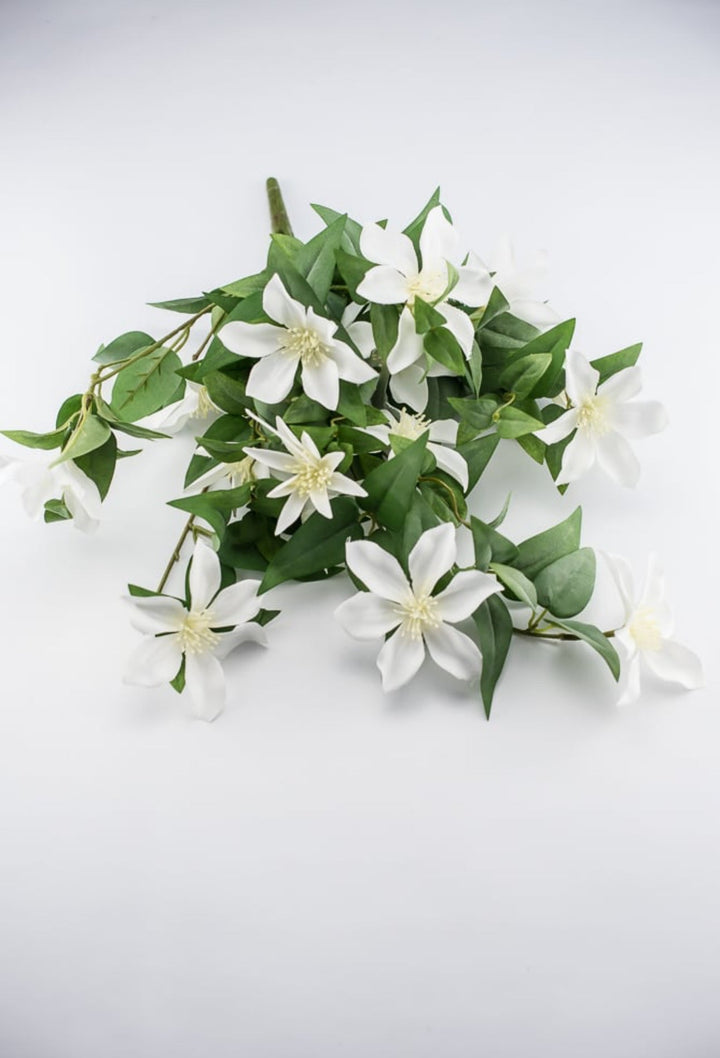 Clematis hanging vine bush - white - Greenery Marketartificial flowers27430