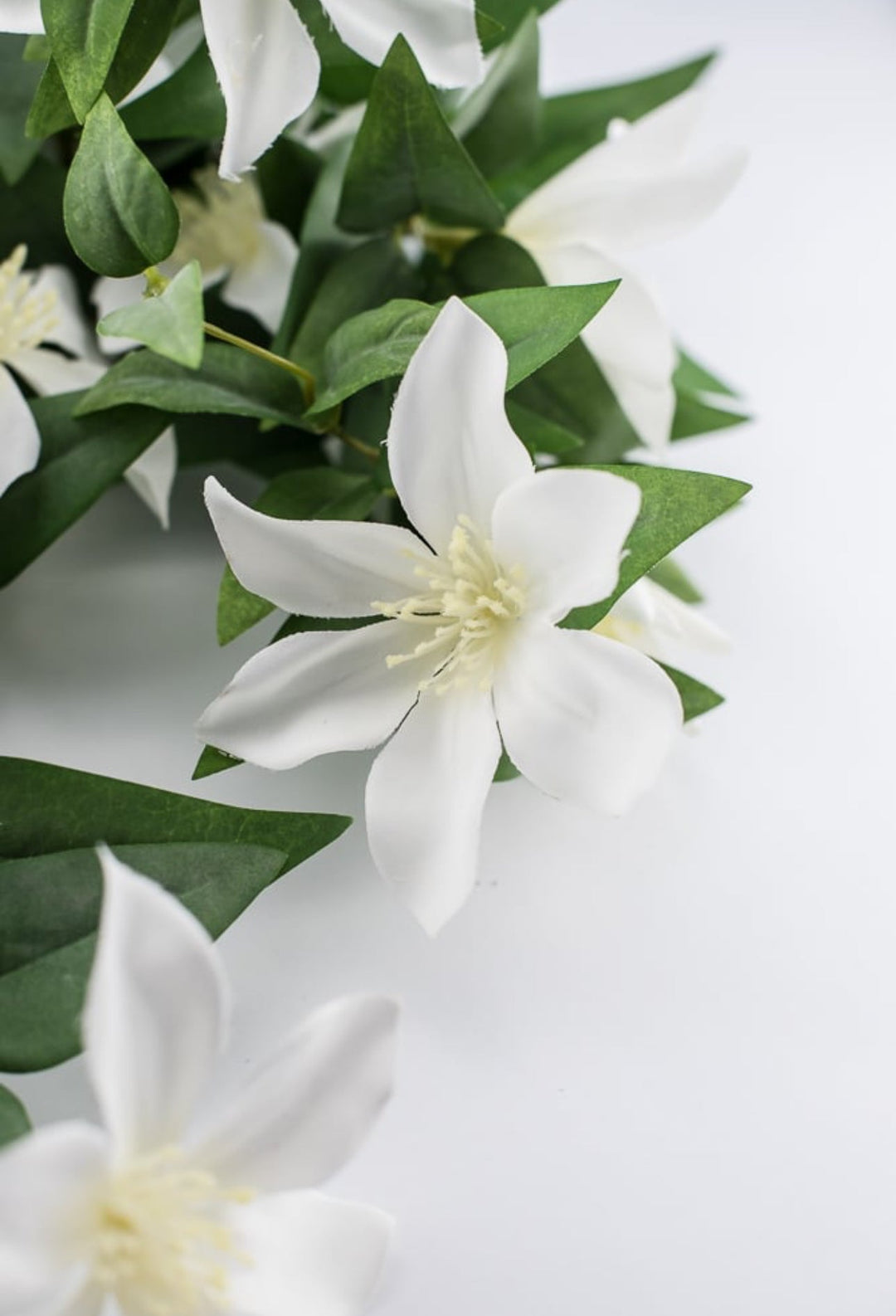 Clematis hanging vine bush - white - Greenery Marketartificial flowers27430