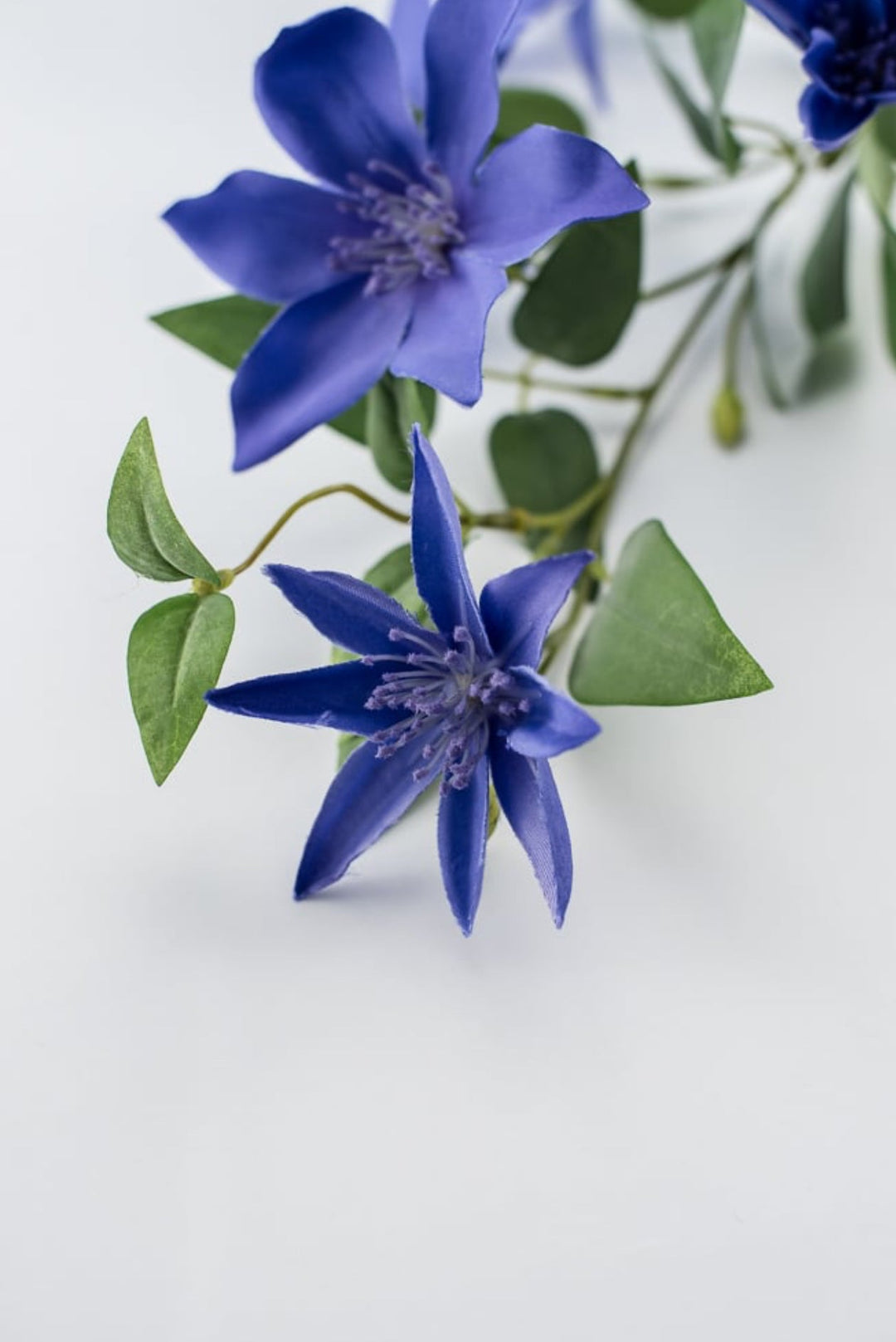 Clematis vine spray - periwinkle - Greenery Marketartificial flowers27433