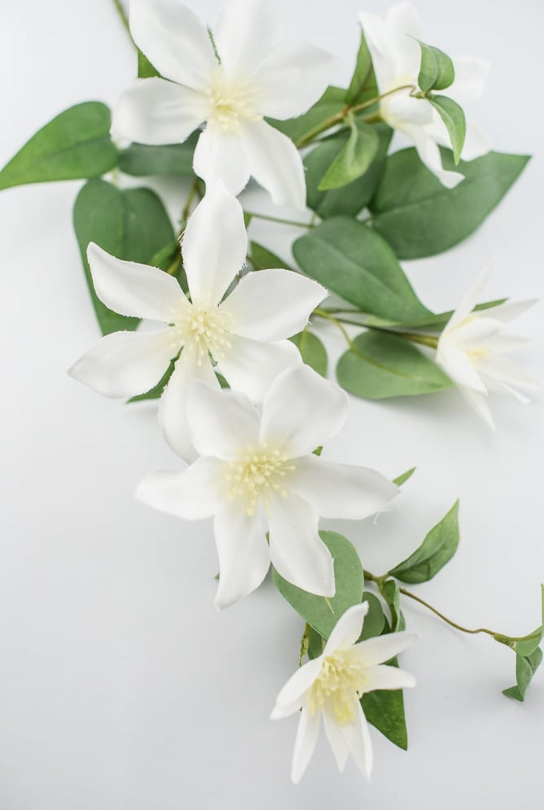 Clematis vine spray - white - Greenery Marketartificial flowers27432