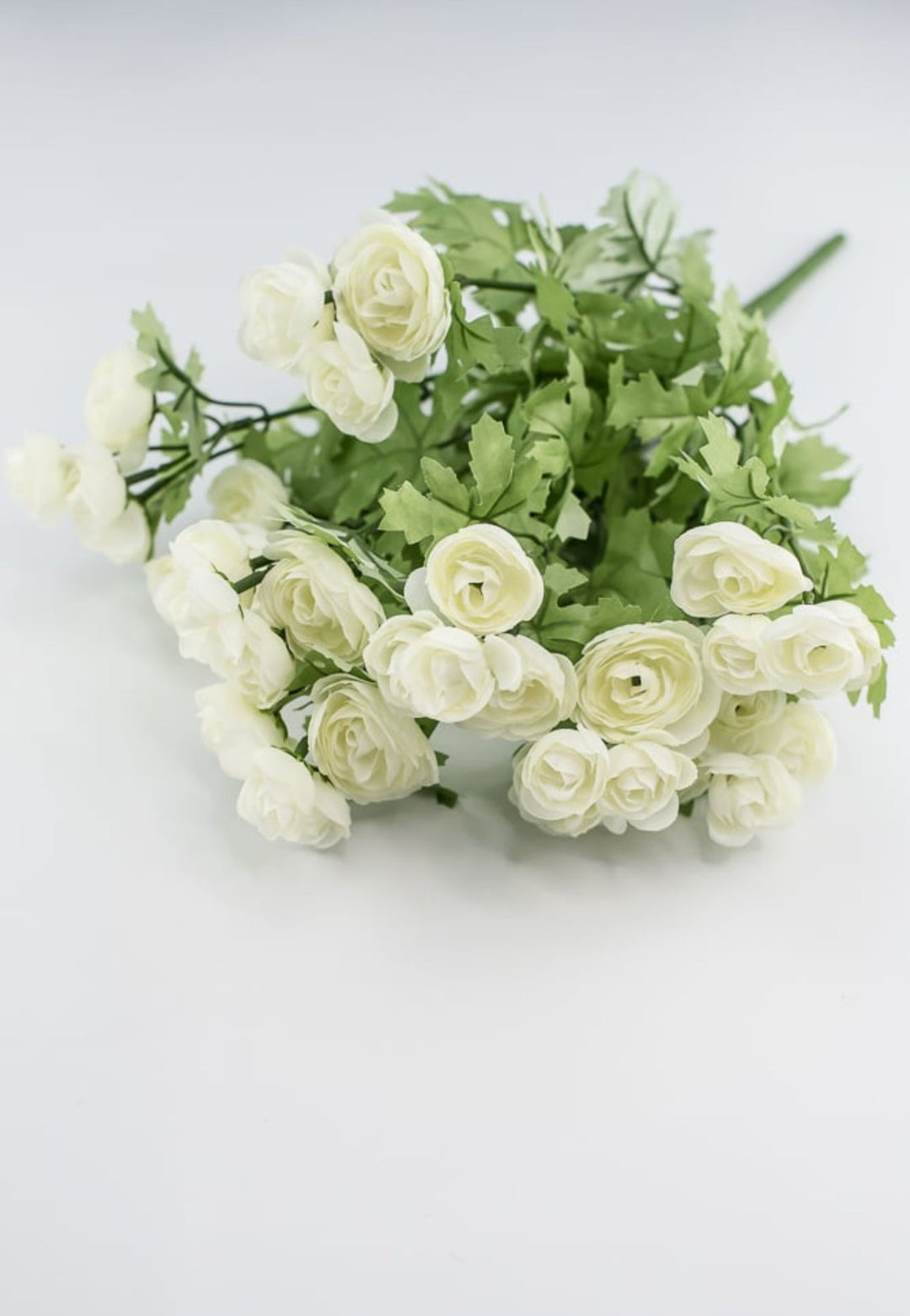 Cream mini ranunculus bush - Greenery Market63514CM