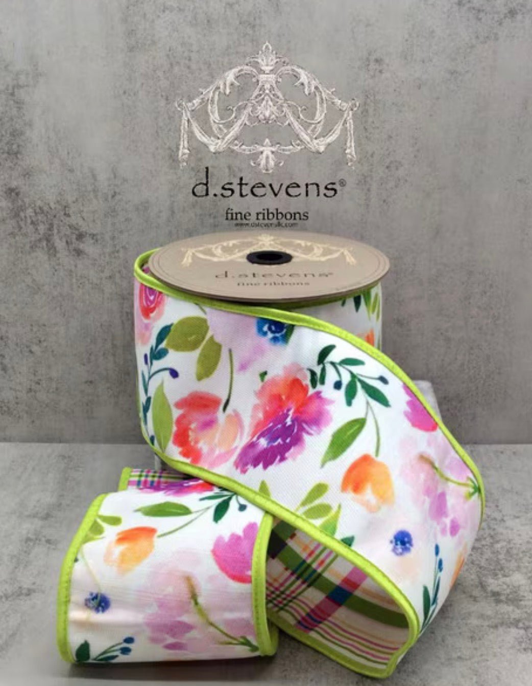 d. stevens Pink & Green Floral Print WIth Colorful Plaid Back Poplin Wired Ribbon - 4" - Greenery MarketWired ribbon87-1665