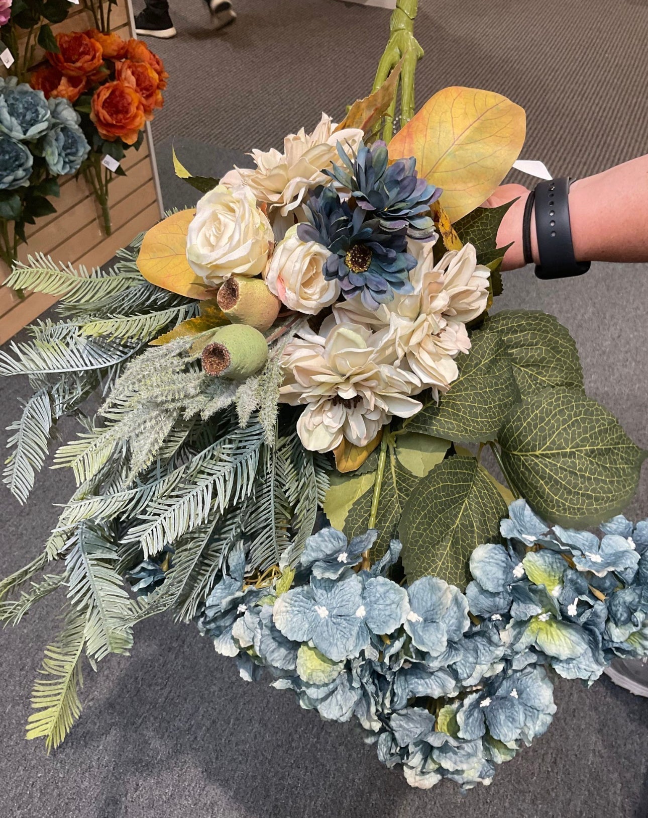 Dahlia rose bouquet - Greenery Market