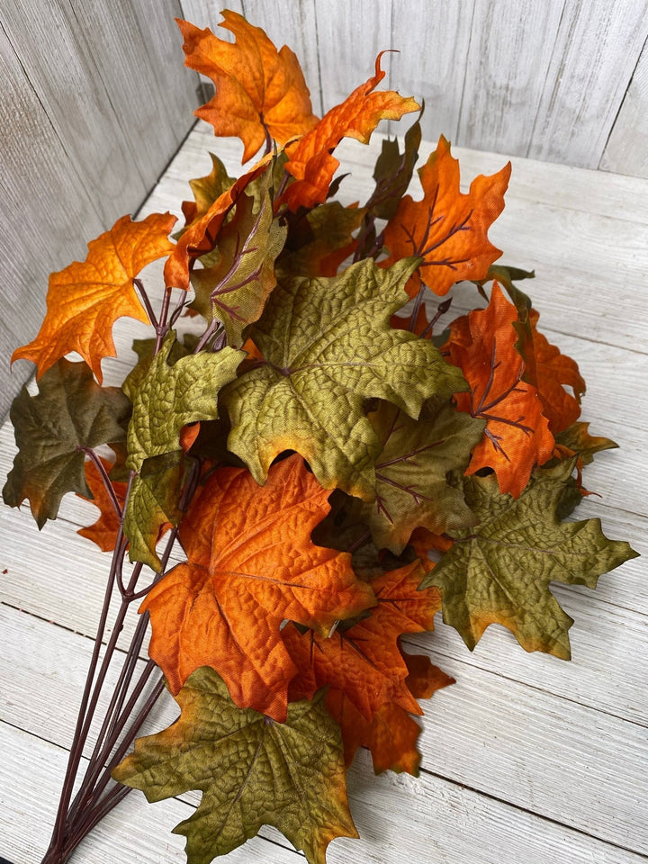 Fall maples leaves bush - Greenery Marketgreenery73201