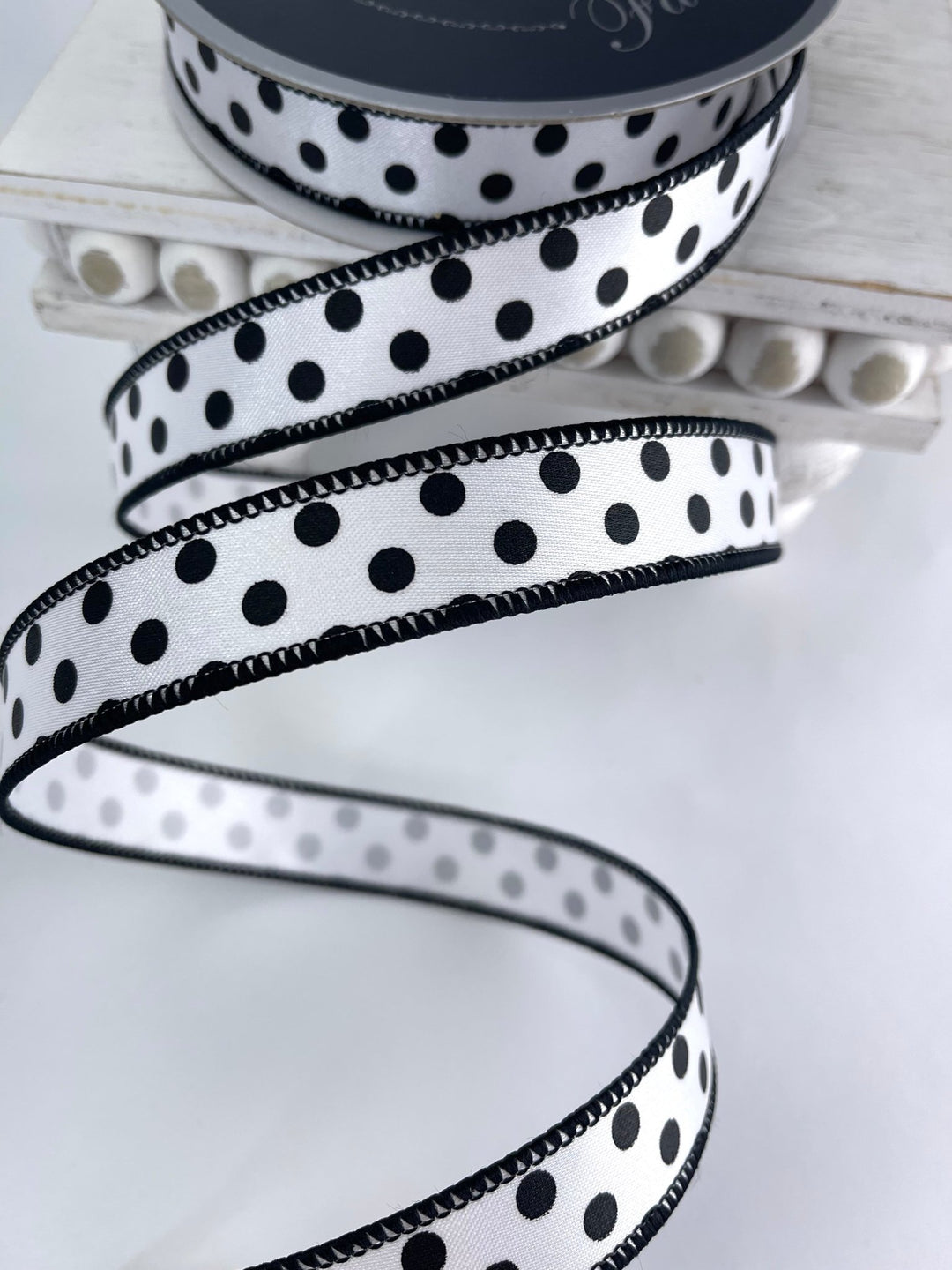 Farrisilk mini dots white and black 1” wired ribbon - Greenery MarketRibbons & TrimRD867 - 43