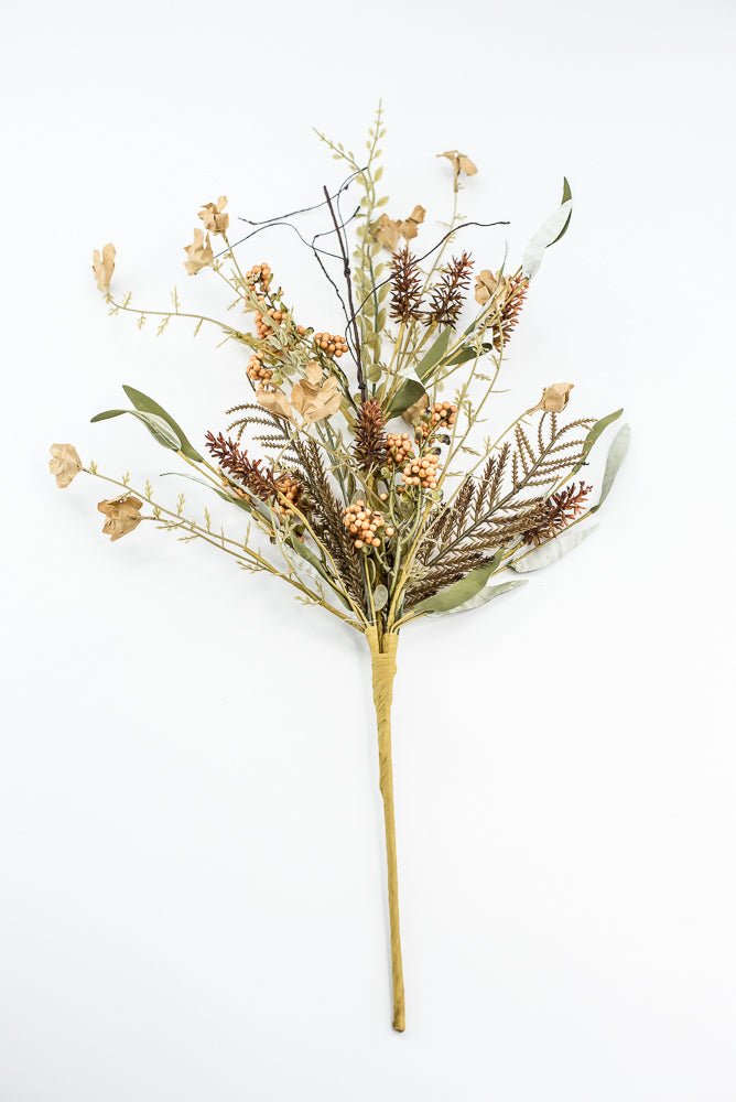 Fern and heather berry floral spray 60919 beige 63048 - Greenery MarketArtificial Flora63048 be