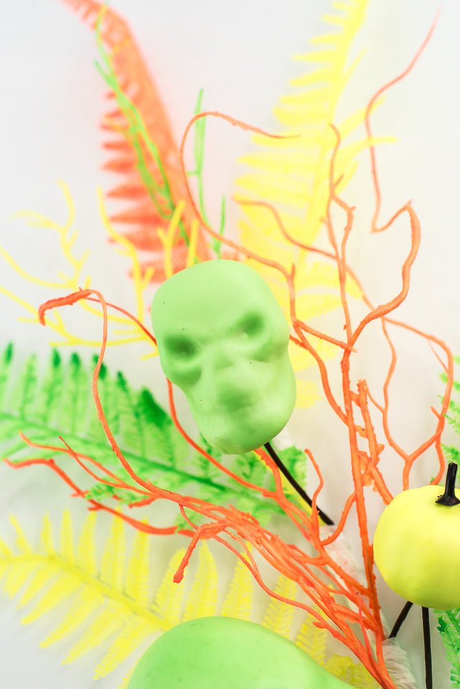 Fluorescent Halloween Spray - Greenery Market85309