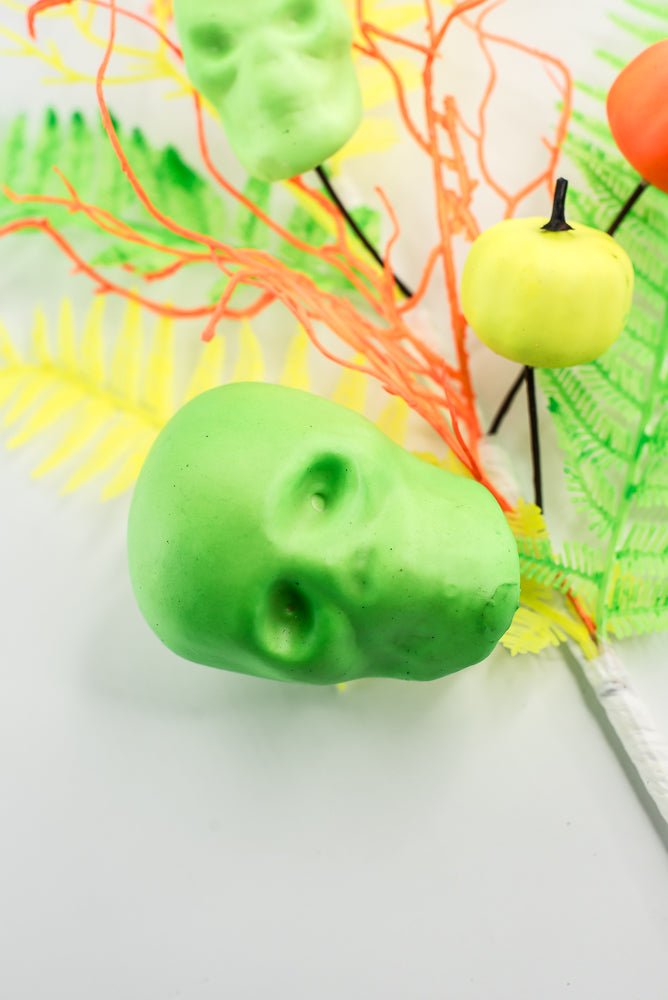 Fluorescent Halloween Spray - Greenery Market85309