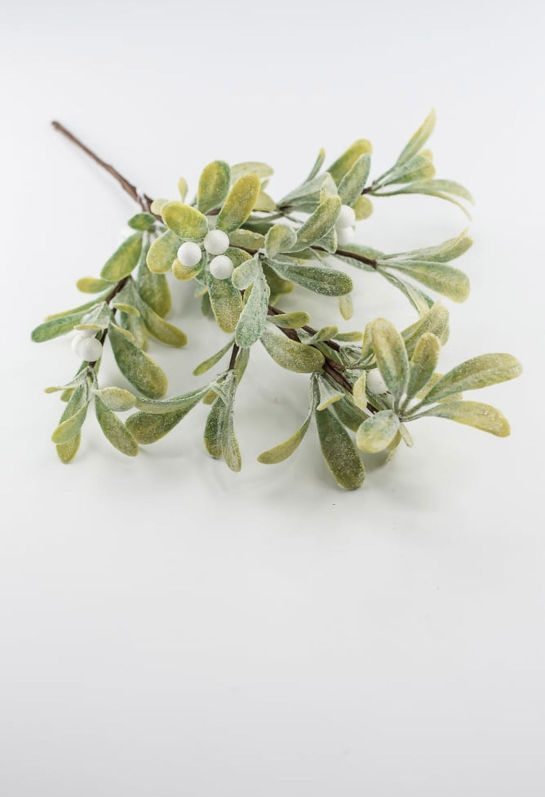 Frosted mistletoe bush 18” - Greenery MarketArtificial Flora62990