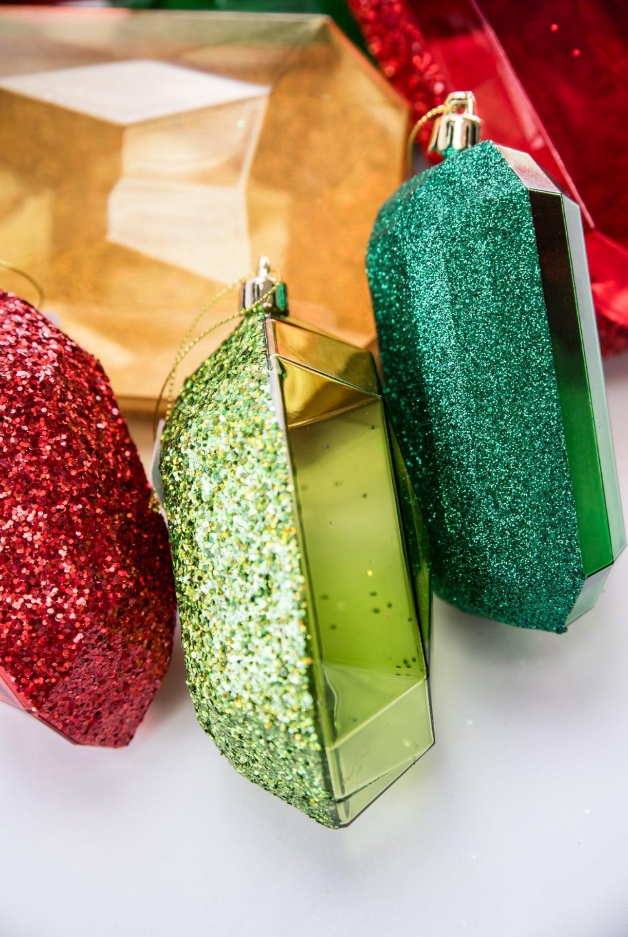 Gems ornaments - 2 assorted laser glitter lime green - Greenery Market