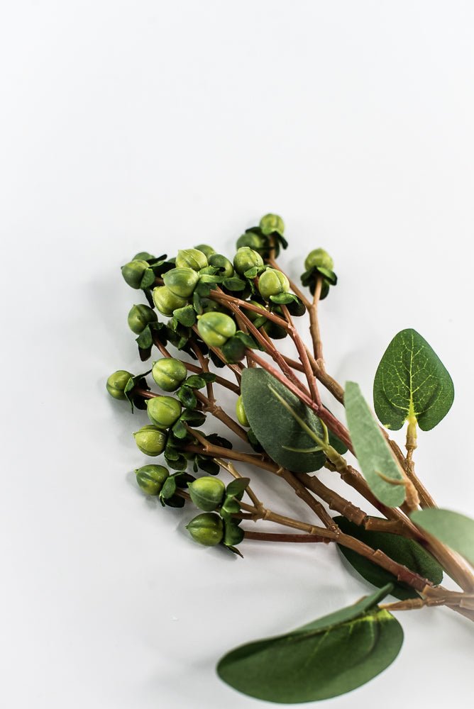 Green Hypericum Spray - Greenery MarketBerries29368GN