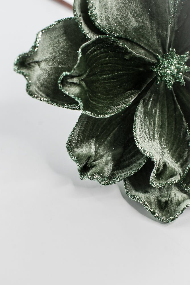 Green Magnolia Stem - Greenery Market86610GN