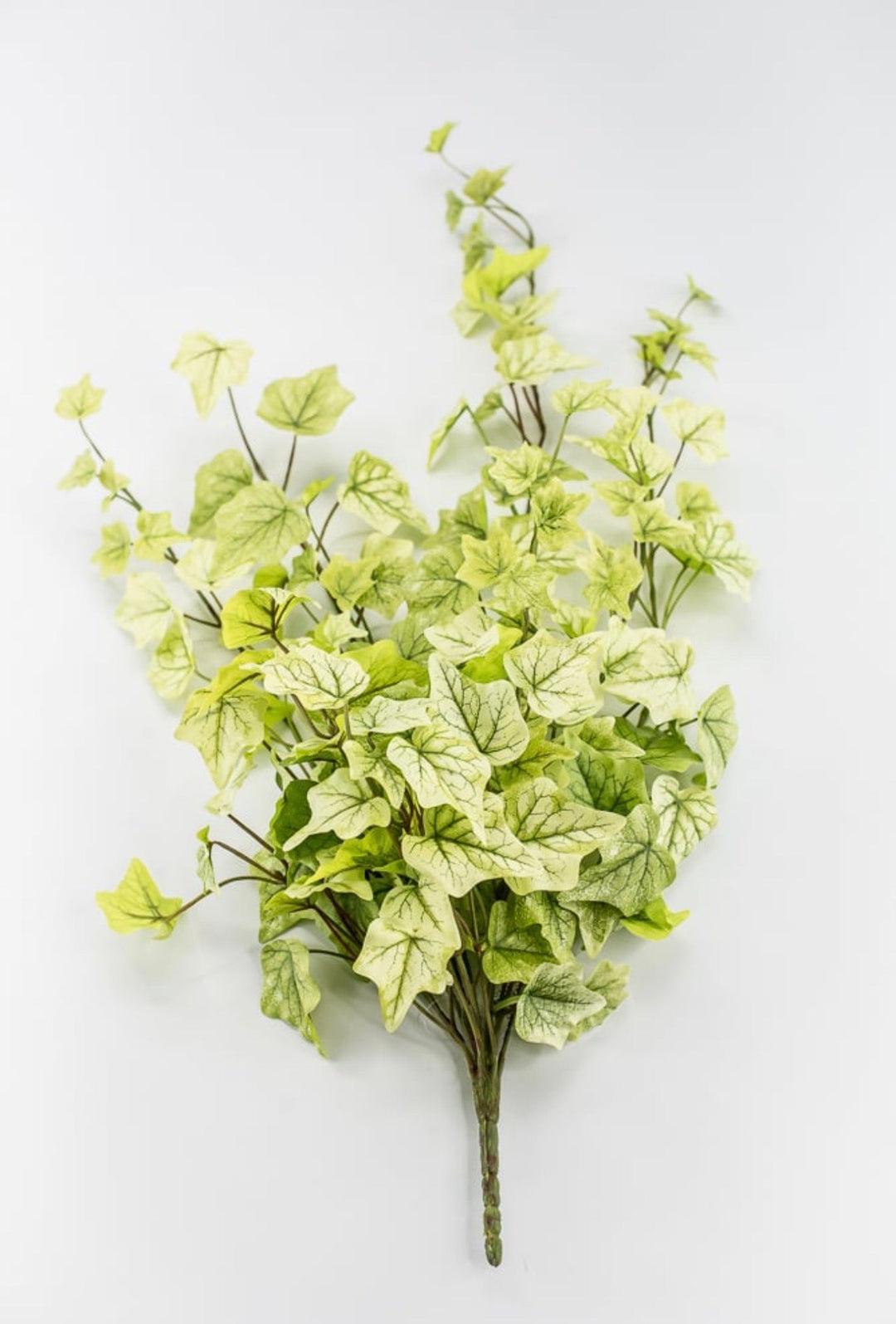 Green Real Touch Ivy Hanger - 28" - Greenery Market80241-LT.GN