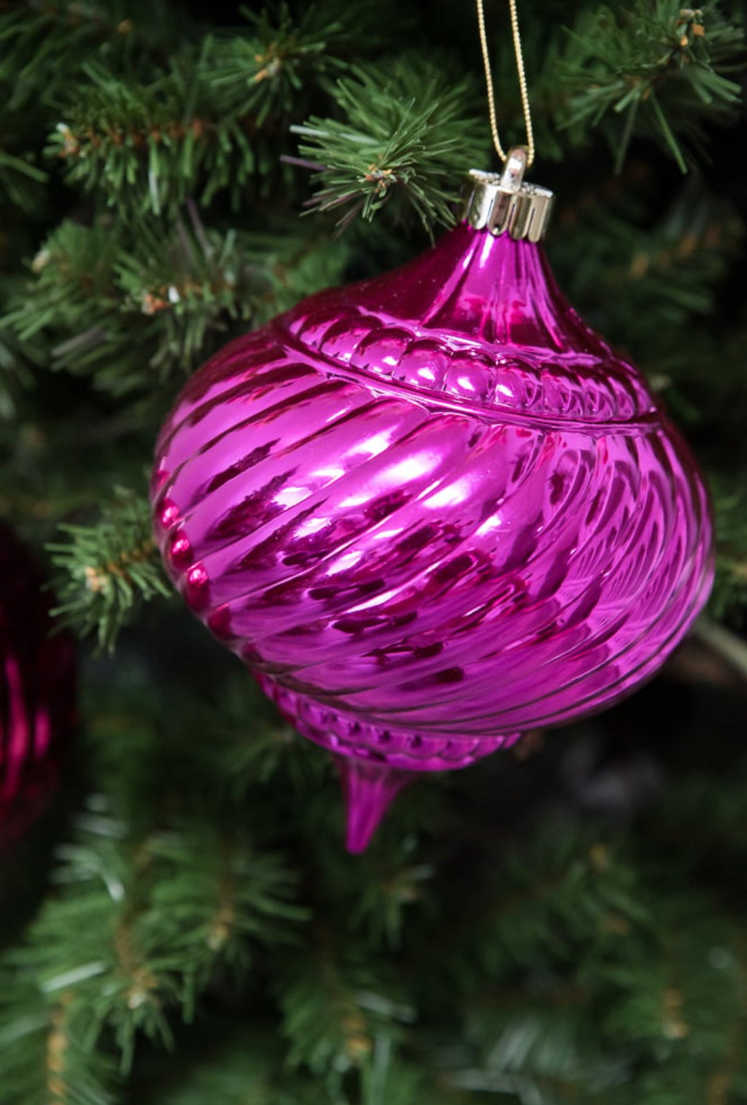 Hot pink swirl onion ornament 150mm - Greenery MarketXY244707