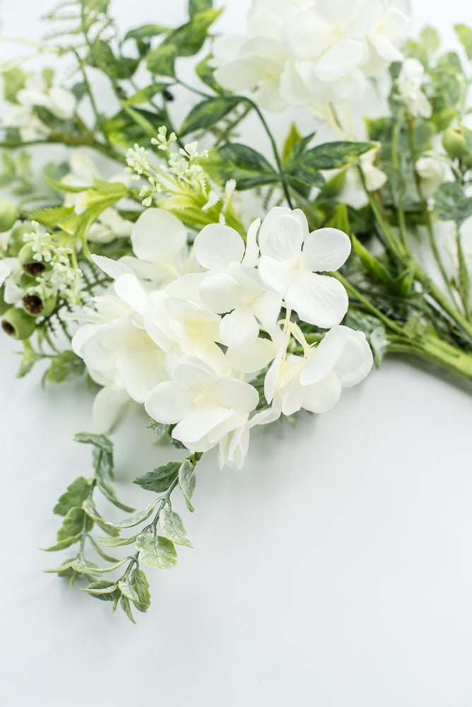 Hydrangeas Flower and greenery Spray - Cream - Greenery Market63662CM