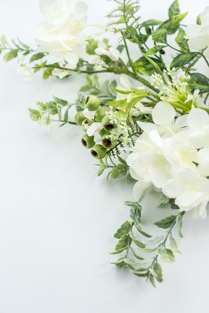 Hydrangeas Flower and greenery Spray - Cream - Greenery Market63662CM