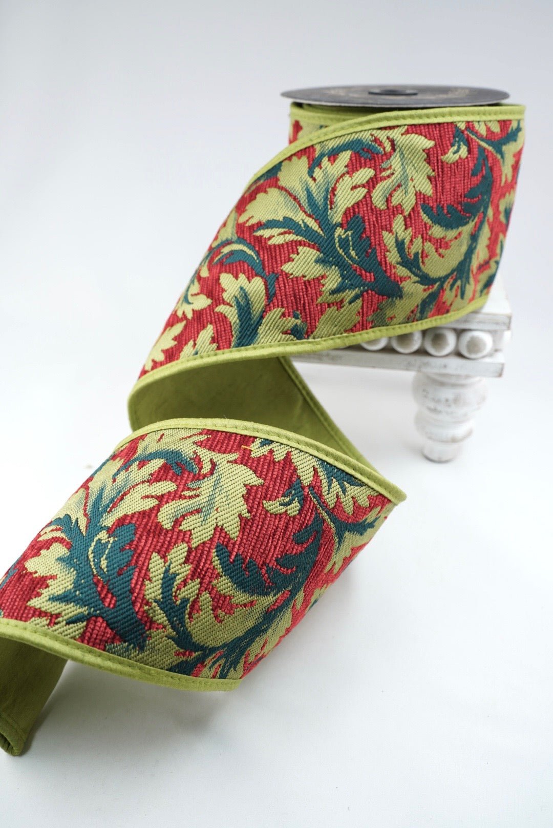 John Mark, Acanthus Jacquard With Fused Piping, Wired Ribbon - 4" - Greenery MarketWired RibbonJME-WN25-098-APPLE/RED-4