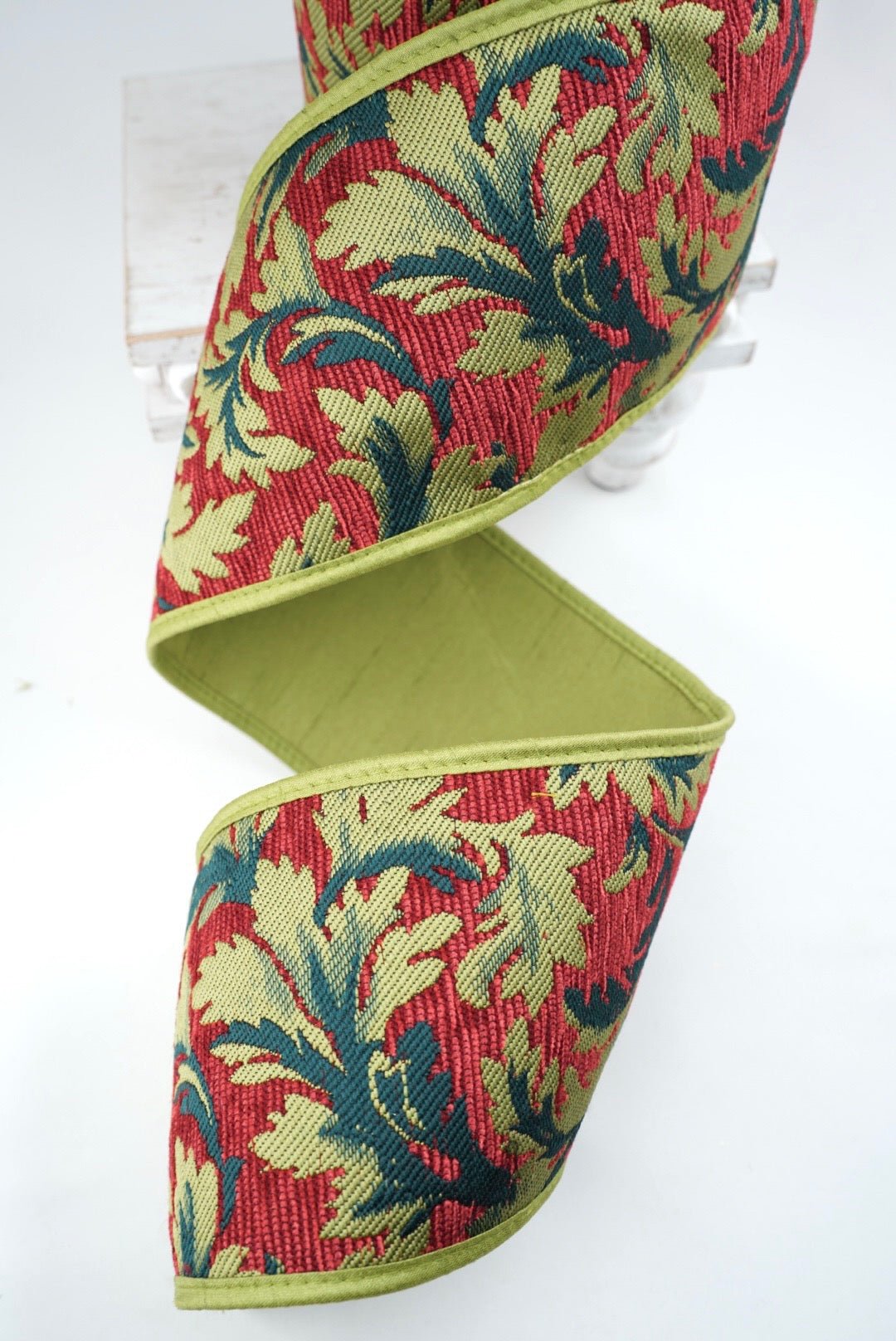 John Mark, Acanthus Jacquard With Fused Piping, Wired Ribbon - 4" - Greenery MarketWired RibbonJME-WN25-098-APPLE/RED-4