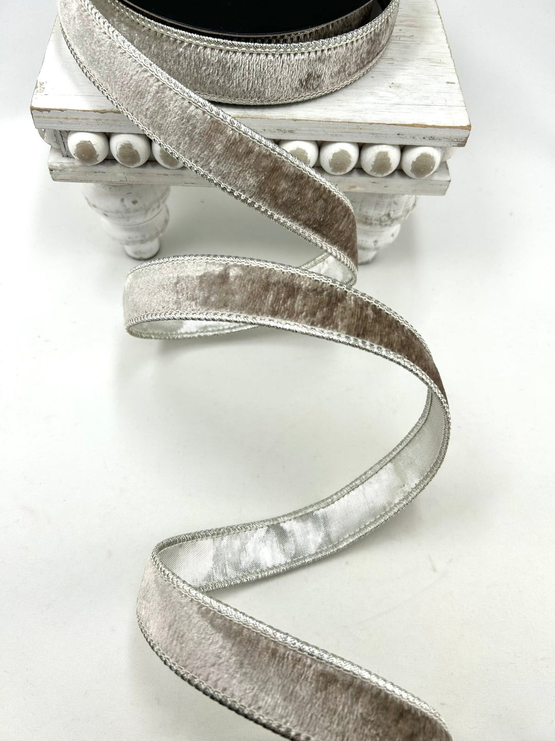 John Mark, Platinum Velvet Metallic Dupion Piping Wired Ribbon - 1" - Greenery MarketWired RibbonJME-WN25-024-PLAT-1