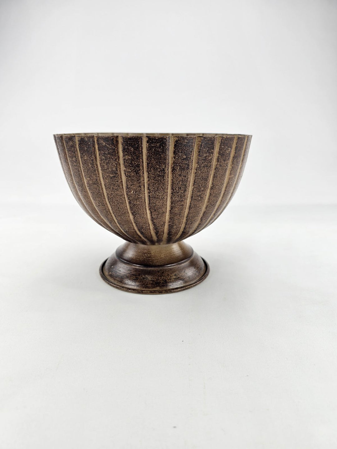 Metal compote container for floral designs - brown tan - Greenery MarketVasesKE258731